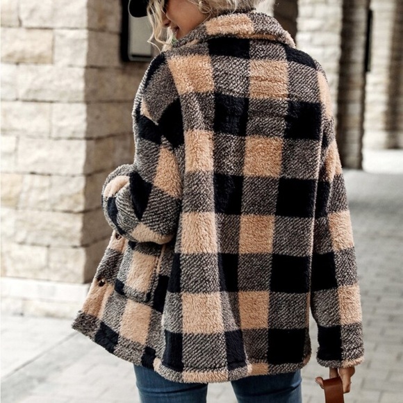 Cozy Buffalo Plaid Pattern Pocket Flannel Teddy Jacket Coat - Picture 8 of 11